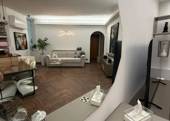 Appartement Domus Fiorelli *